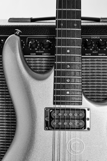 electric_guitar_on_amp_bw